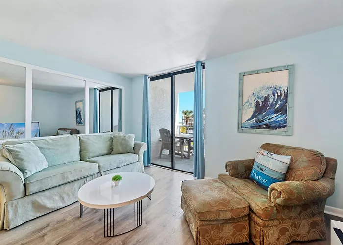 Surf & Racquet Club 203a